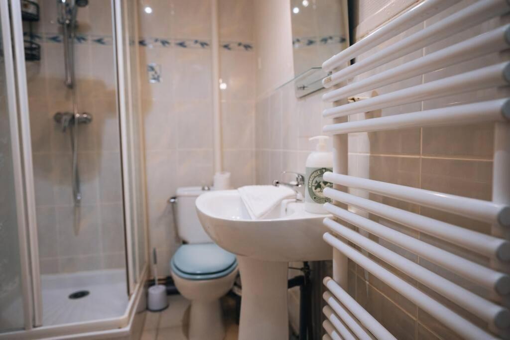 A Hauteur De Toits • Le Spacieux En Coeur De Ville Châteauroux Extérieur photo