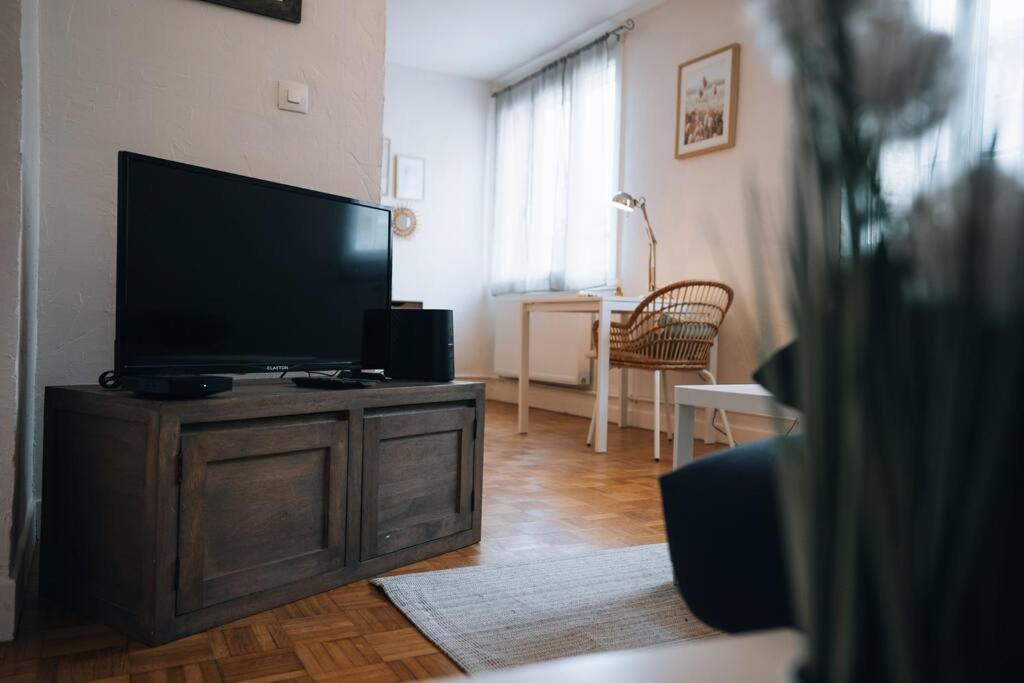 A Hauteur De Toits • Le Spacieux En Coeur De Ville Châteauroux Extérieur photo